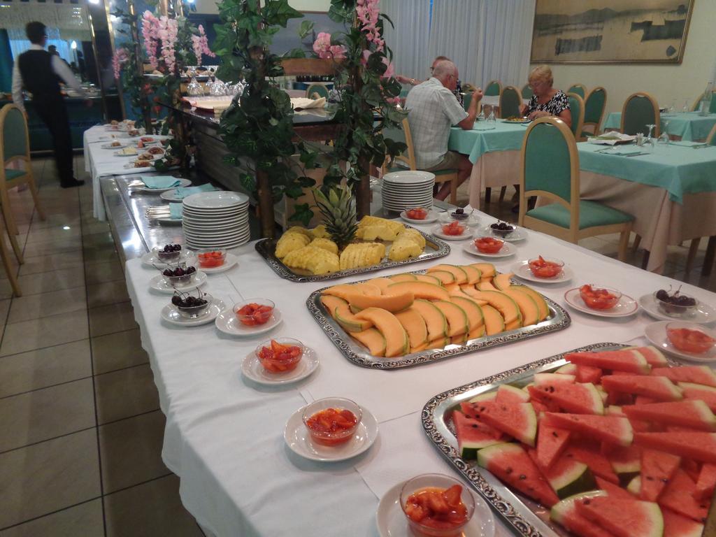 לידו די ג'סולו Hotel Ambasciatori Palace מראה חיצוני תמונה
