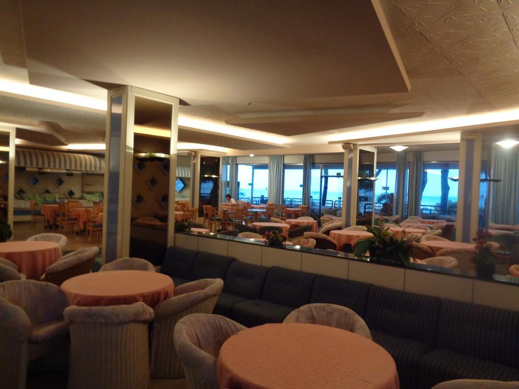 לידו די ג'סולו Hotel Ambasciatori Palace מראה חיצוני תמונה